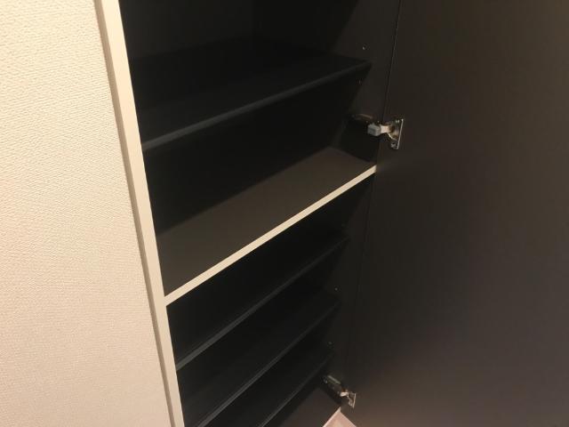 収納　シューズボックス