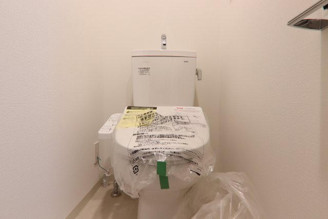 トイレ　別室の参考写真です。※現況優先