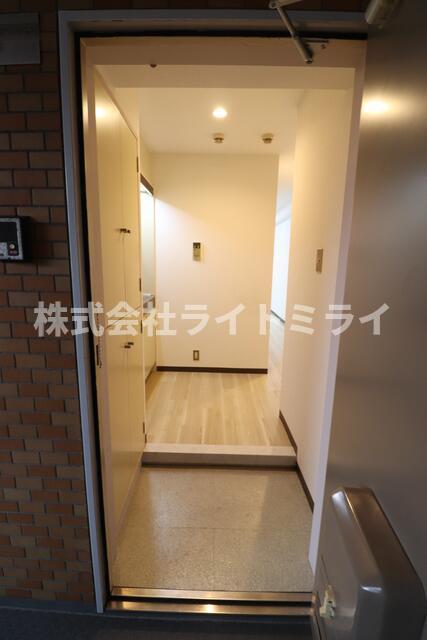 玄関　?