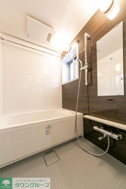 バス・シャワールーム　※写真は同タイプ住戸です。