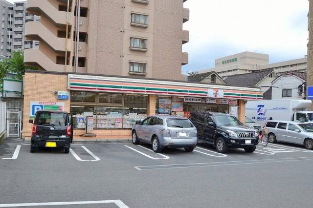 コンビニ　セブンイレブン広島県病院西店（コンビニ）まで176m