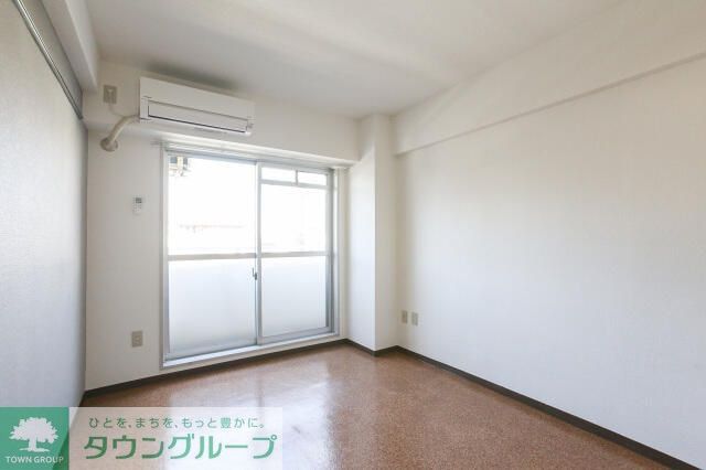 居室・リビング　★お部屋探しは株式会社タウンハウジング東京まで★