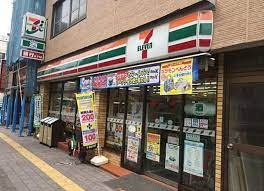 コンビニ　セブンイレブン（コンビニ）まで60m