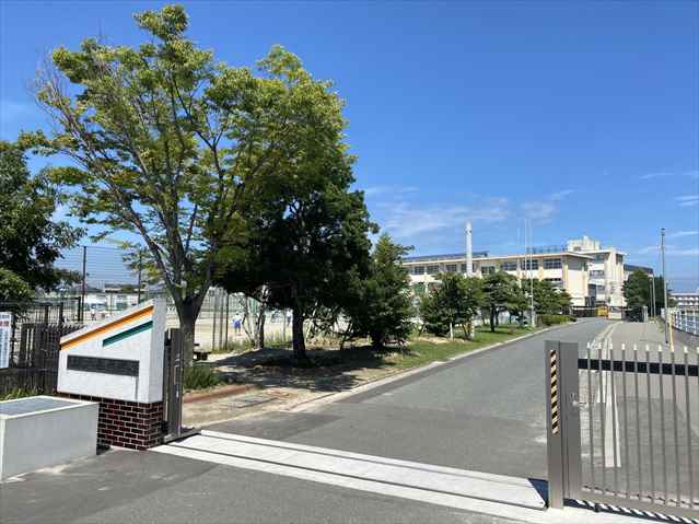 中学校　福岡市立中学校玄洋中学校（中学校）まで2914m