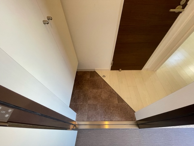 玄関　※同施工会社のイメージ写真※