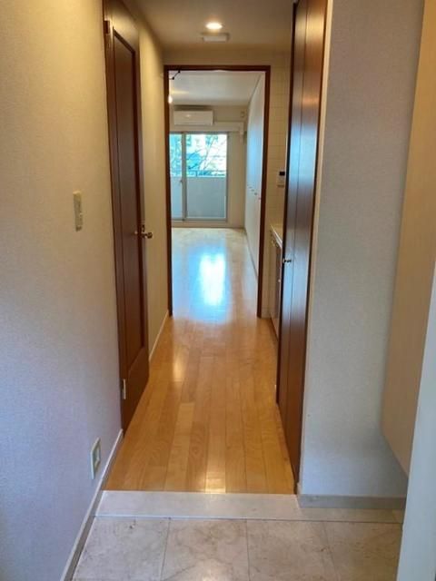 玄関　別タイプ部屋　参考写真です