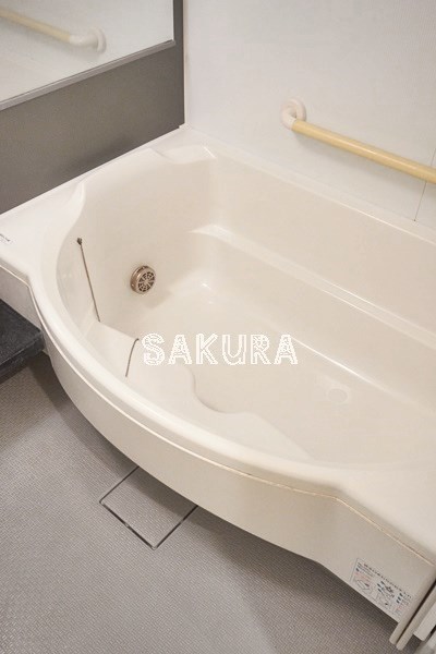 バス・シャワールーム　日々の疲れを癒すお風呂です♪