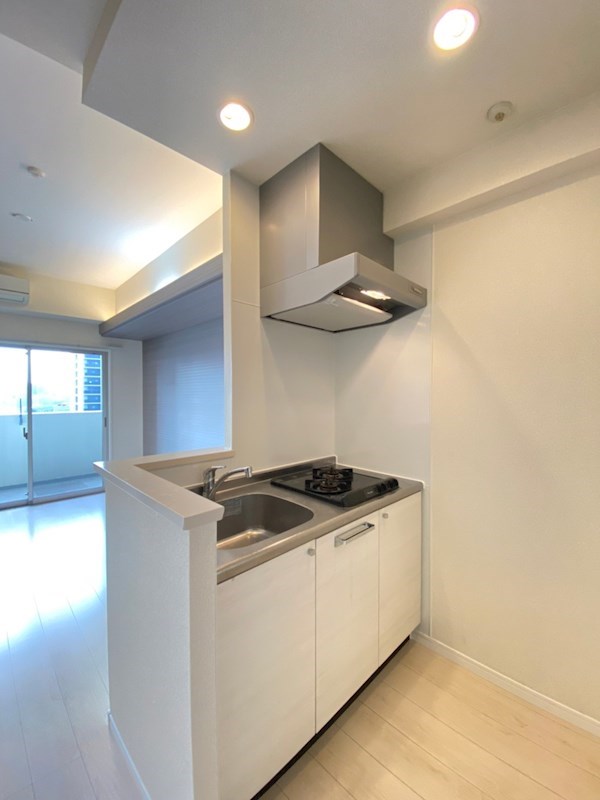 キッチン　※同物件別部屋参考画像