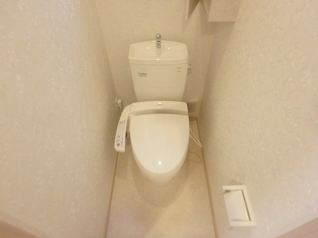 トイレ　落ち着いたトイレです