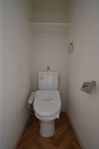 トイレ　トイレもきれいです