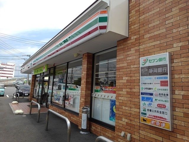 コンビニ　セブンイレブン　富士宮田中町店（コンビニ）まで600m