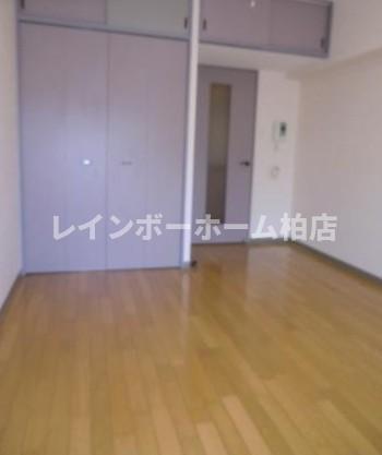 居室・リビング　居間です