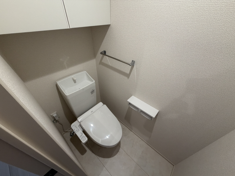 ＪＲ山陽本線 土山駅 徒歩10分 2階建 築1年のトイレ写真