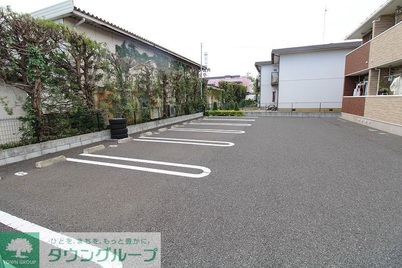 駐車場　駐車場