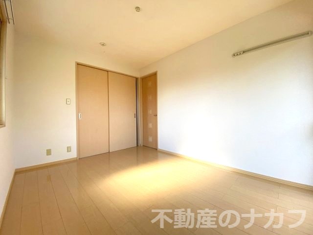 居室・リビング　※同タイプの部屋写真です
