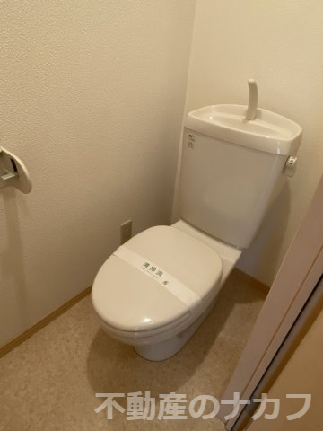 トイレ　※同タイプの部屋写真です