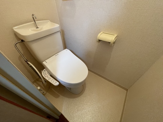トイレ　※別部屋の写真です