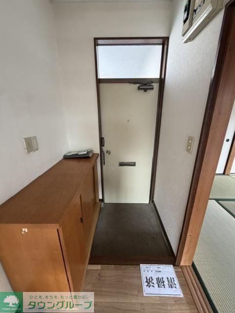 玄関　キッチン