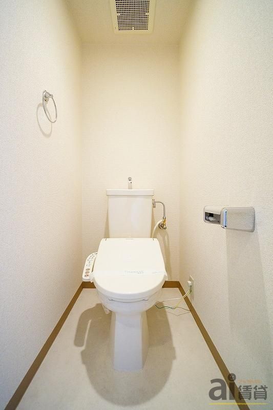 トイレ　※同仕様写真