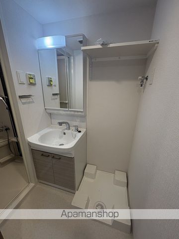 地下鉄中央線 九条駅 徒歩3分 12階建 築1年の内装写真