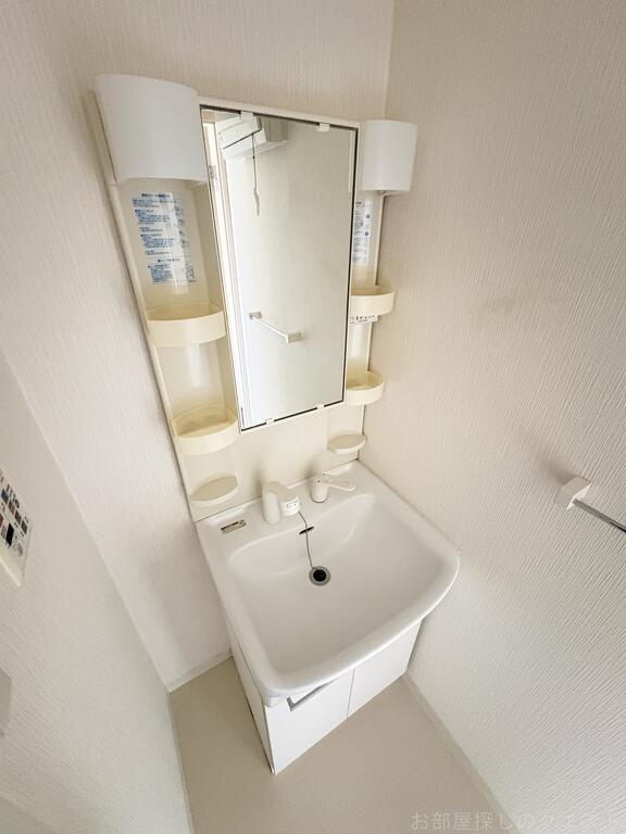 洗面設備　(写真は同物件イメージ）