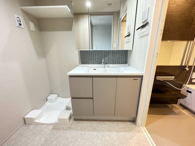 洗面設備　詳細は、RISUMO江坂本店までお問合せください♪