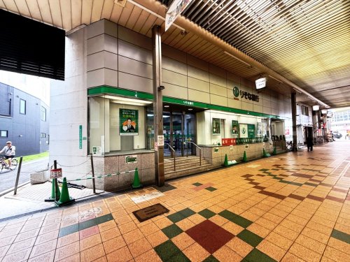銀行　りそな銀行　三国支店（銀行）まで163m