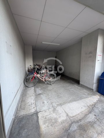 その他共有部分　ミストラル本町ウエスト　駐輪場