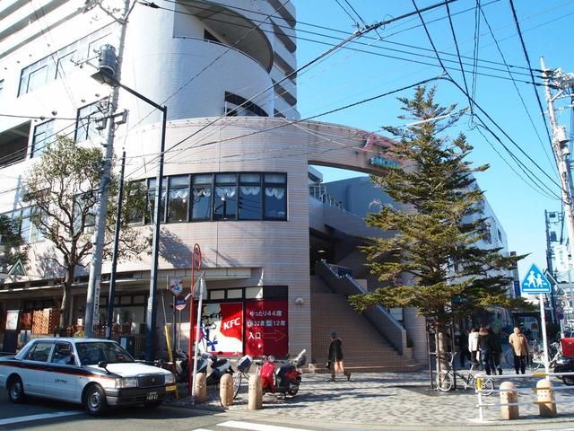 その他　プララＳＵＧＩＴＡ（その他）まで834m