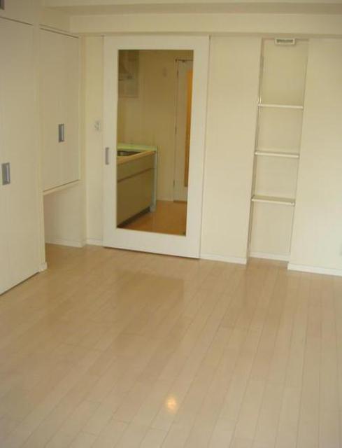 居室・リビング　※別部屋参考写真