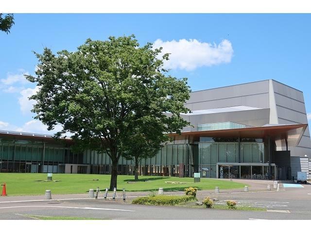 役所　可児市文化創造センター（役所）まで750m