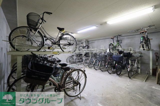 駐車場　駐輪場