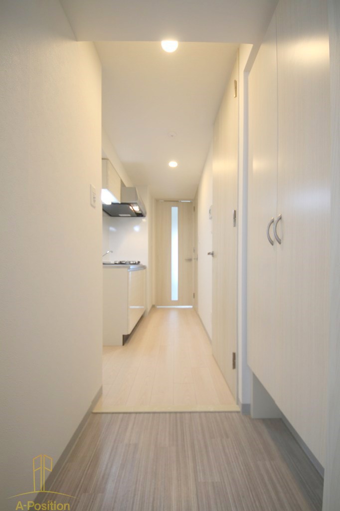 玄関　ALZA西本町