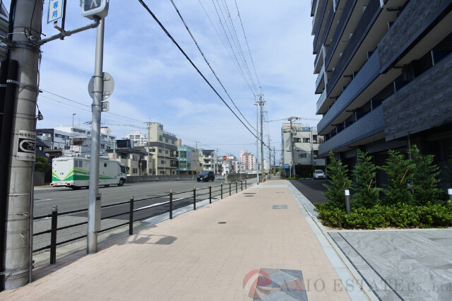 その他　周辺（その他）まで872m