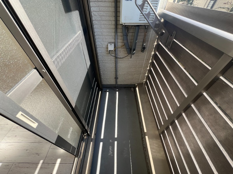 バルコニー　１０２号室写真使用