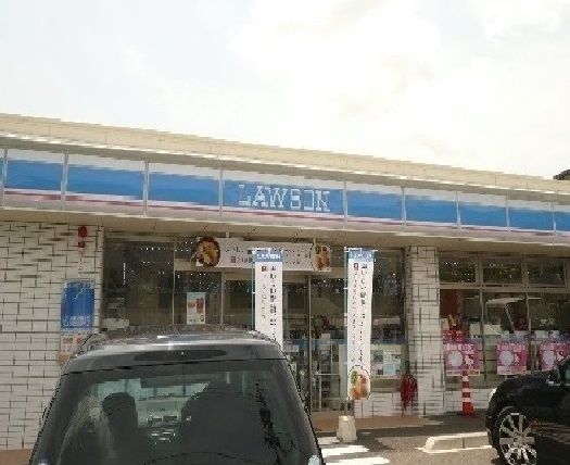 コンビニ　ローソン（コンビニ）まで650m