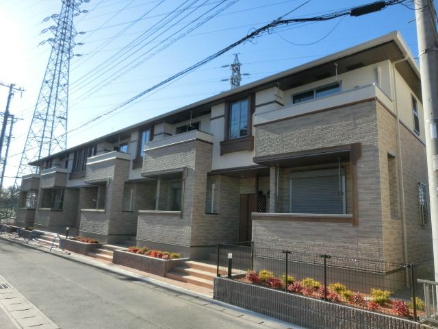 建物外観　経済的な都市ガス、2年毎の更新料が不要