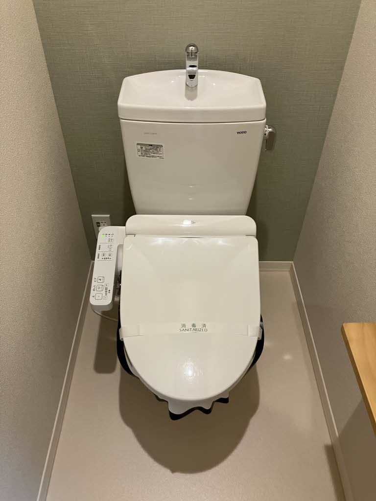 トイレ　トイレ