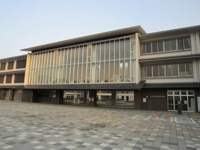 小学校　近江八幡市立金田小学校（小学校）まで770m