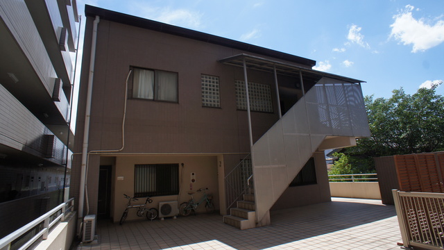 建物外観　丈夫で安心の鉄筋コンクリート造マンションです☆