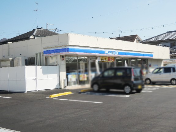 コンビニ　ローソン 八尾高安駅前店（コンビニ）まで347m