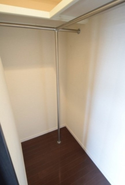 収納　ウォークインクローゼット