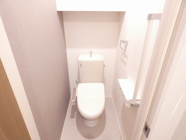 トイレ　コンパクトで使いやすいトイレです