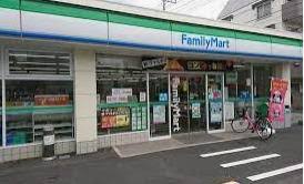 コンビニ　ファミリーマート板橋高島平七丁目店（コンビニ）まで279m