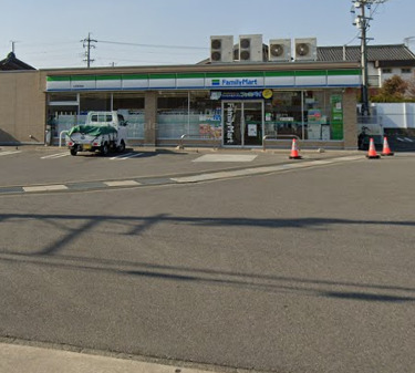 コンビニ　ファミリーマート 大府長草店（コンビニ）まで521m