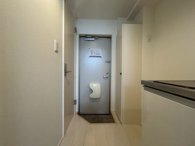 玄関　別部屋の写真です