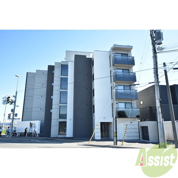 建物外観　札幌市北区北三十八条西「ＰｒｅｍｉｅｒｅＮ３８」