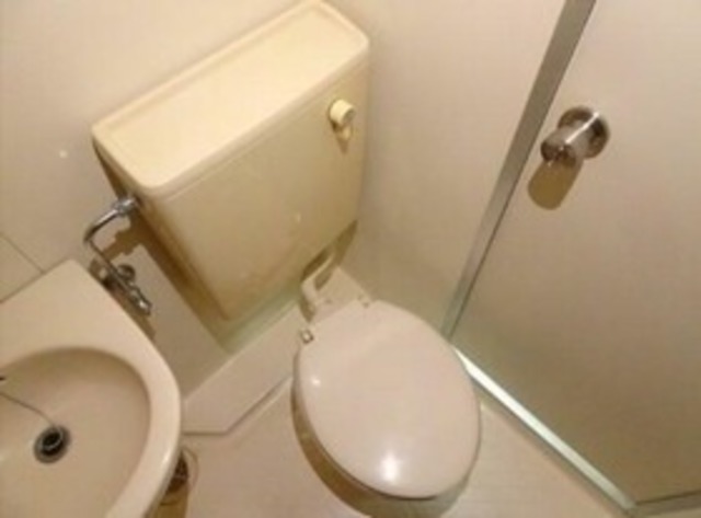 トイレ　別部屋同仕様
