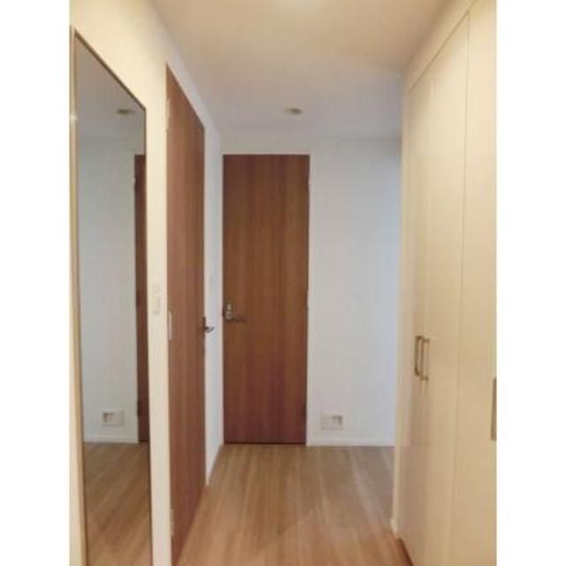 玄関　収納もある玄関です