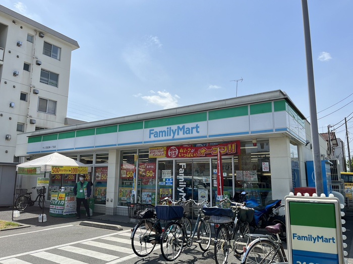 コンビニ　ファミリーマートサンズ高田東１丁目店（コンビニ）まで280m
